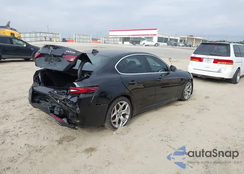 2019 Alfa Romeo Giulia Ti Rwd z USA, uszkodzony, nr VIN ZARFAMBN8K7621364